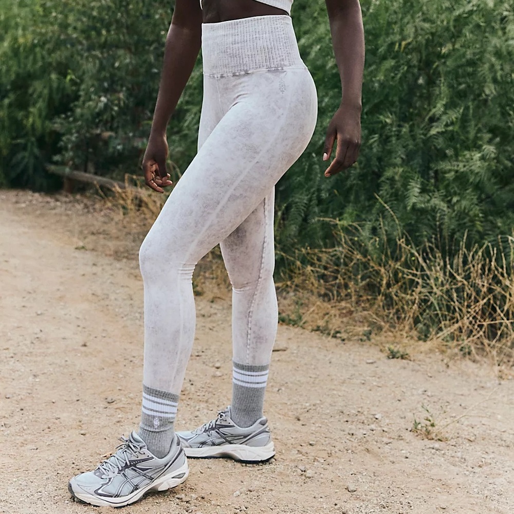 Free People M/L Good Karma Leggings